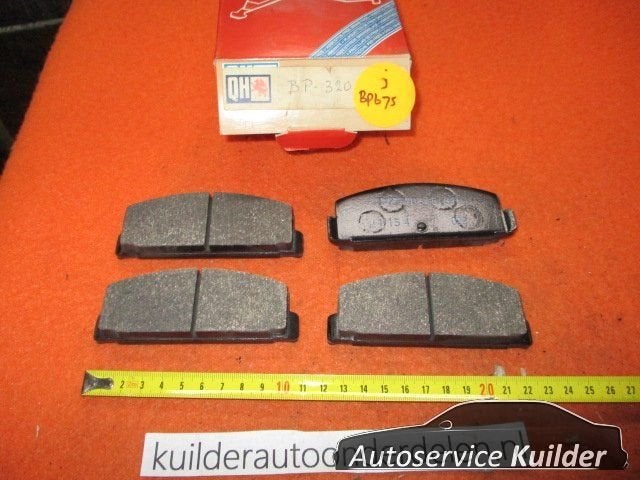 Remblokken achter Mitsubishi Galant IV Sapporo Starion bp675, -, -, Nieuw, Ophalen of Verzenden