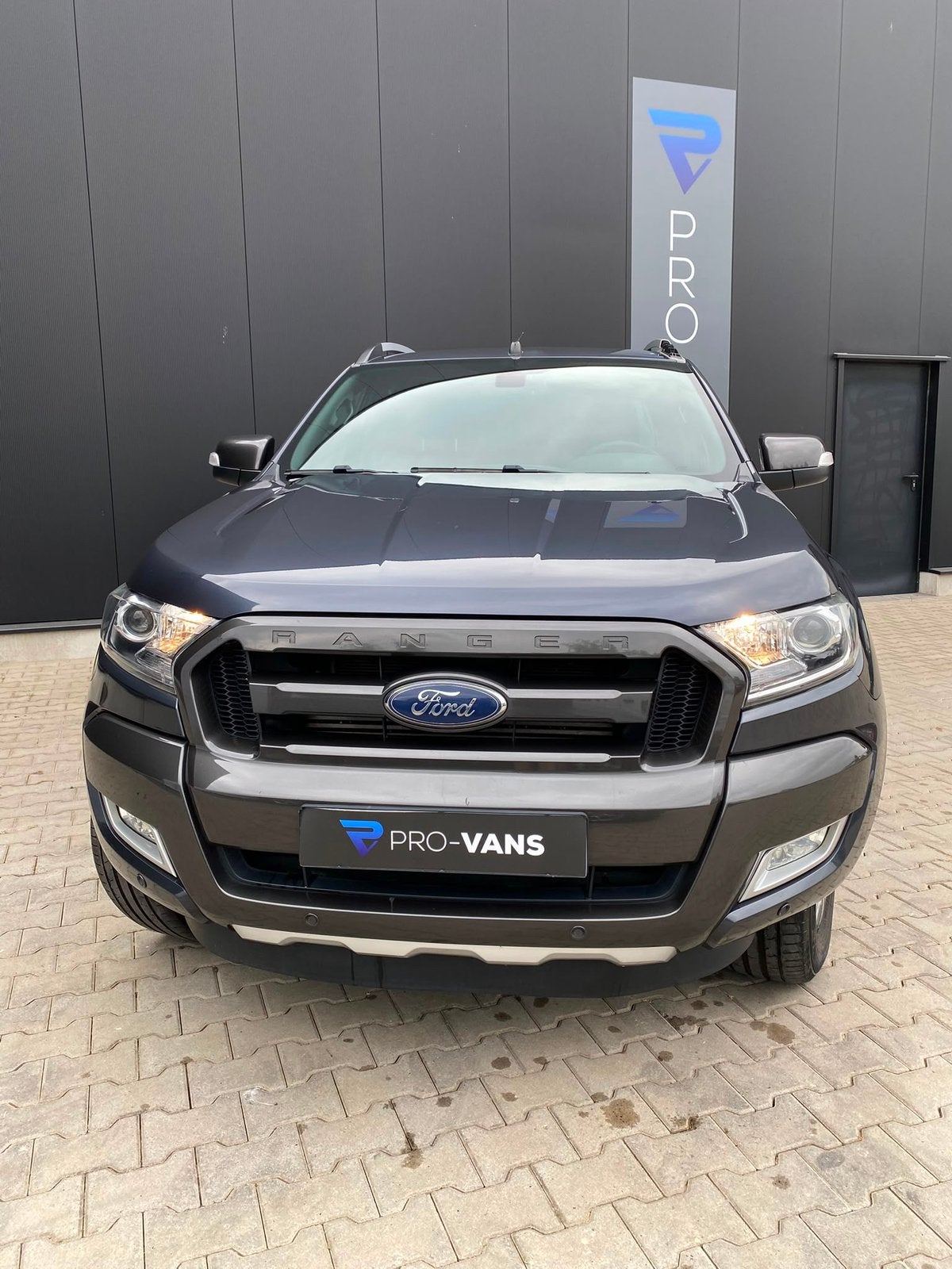 Ford Ranger Wildtrak 3.2d 4x4|Camera|Navi|Trekh|Stoelver|BTW, Autos, Argent ou Gris, Achat, Feux de virage, Euro 6
