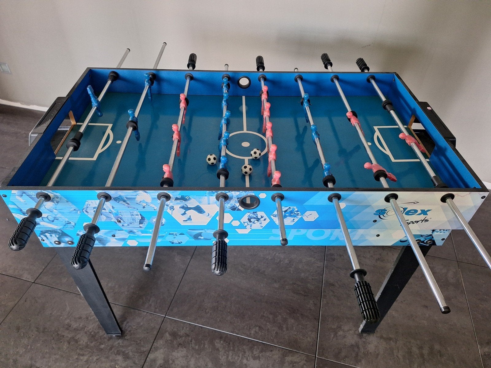 Multispeeltafel, Enlèvement, Utilisé