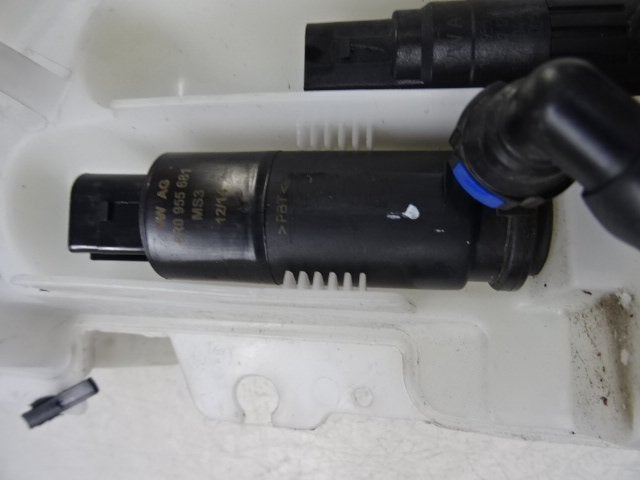 LAVE PHARE POMPE Audi Q3 (8UB / 8UG) (6R0955681), Utilisé, Audi