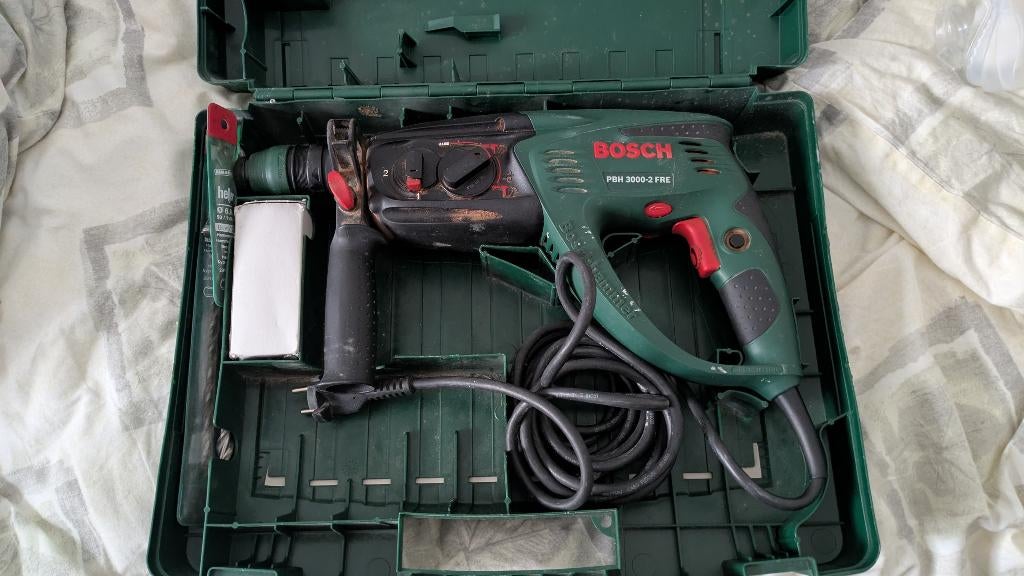 Boorhamer Bosch, Doe-het-zelf en Bouw, Ophalen, Zo goed als nieuw, 600 watt of meer