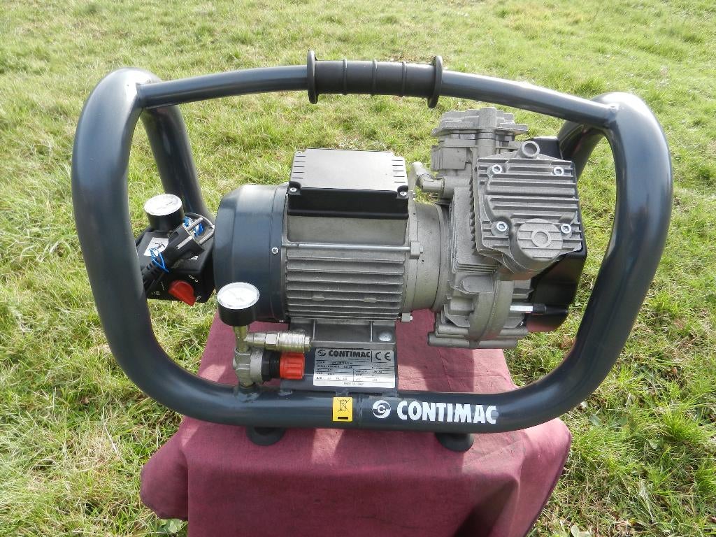 Contimac CM 240/10/5 W Zuigercompressor, Doe-het-zelf en Bouw, Compressors, Ophalen, 10 bar of meer, Zo goed als nieuw, Olievrij