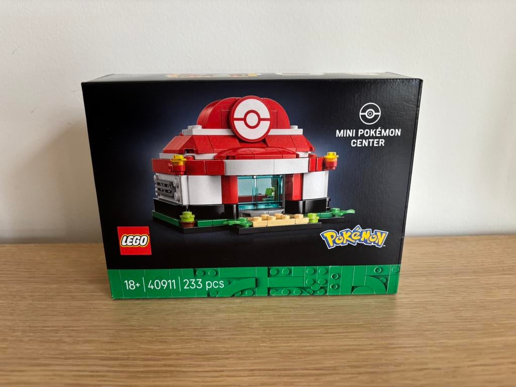 Lego pokemon mini pokemon center, Ophalen of Verzenden, Zo goed als nieuw, Lego