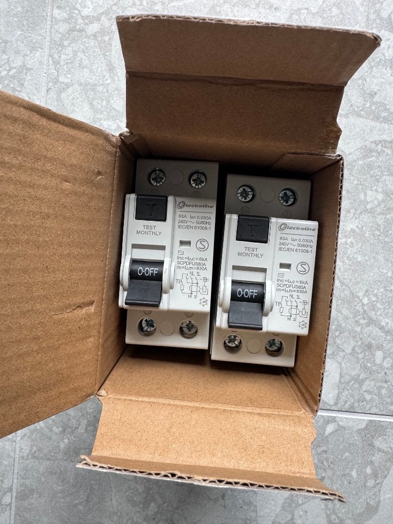 differentieelschakelaar 63A 30mA, Doe-het-zelf en Bouw, Elektriciteit en Kabels, Ophalen of Verzenden