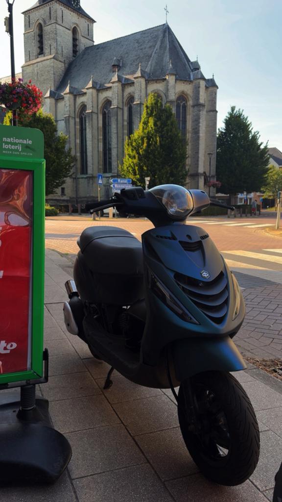 PIAGGIO ZIP 50cc 2t a klasse, Vélos & Vélomoteurs, Enlèvement, Comme neuf, Zip
