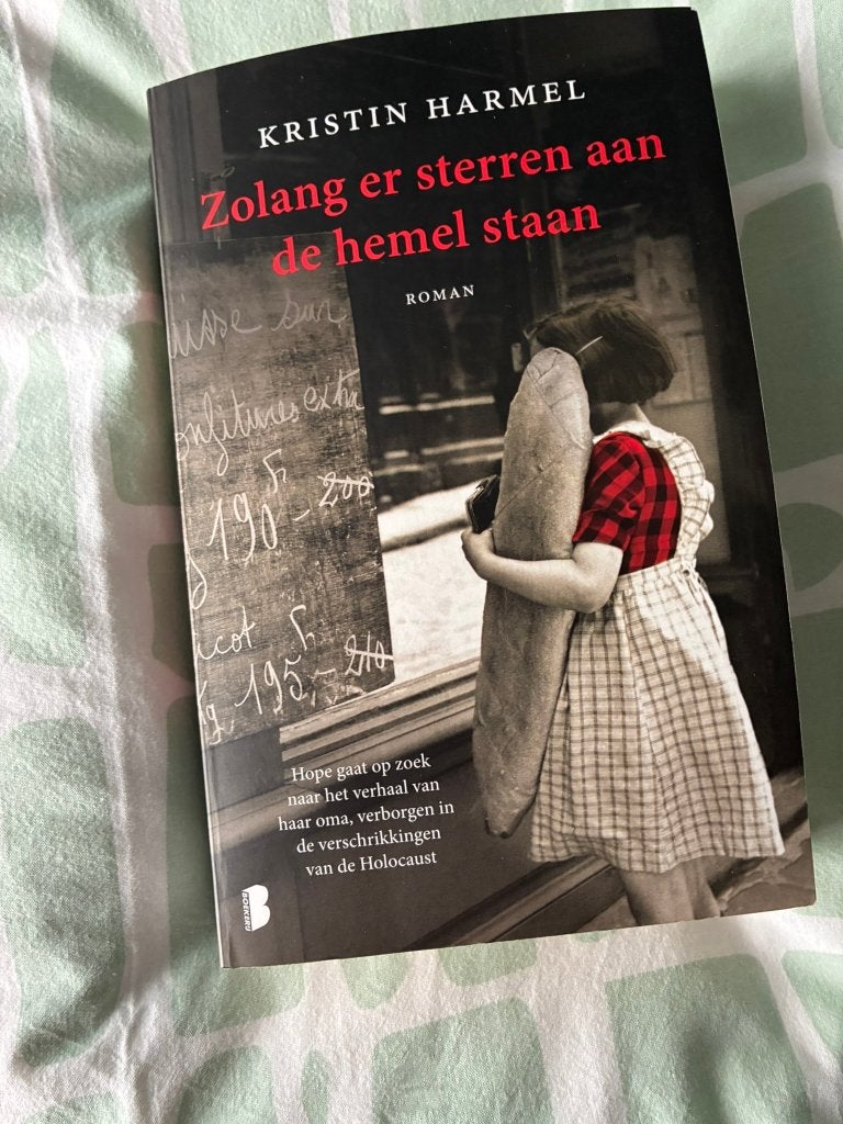 roman: zolang er sterren aan de hemel staan, Livres, Romans, Enlèvement ou Envoi, Comme neuf, Kristin Harmel