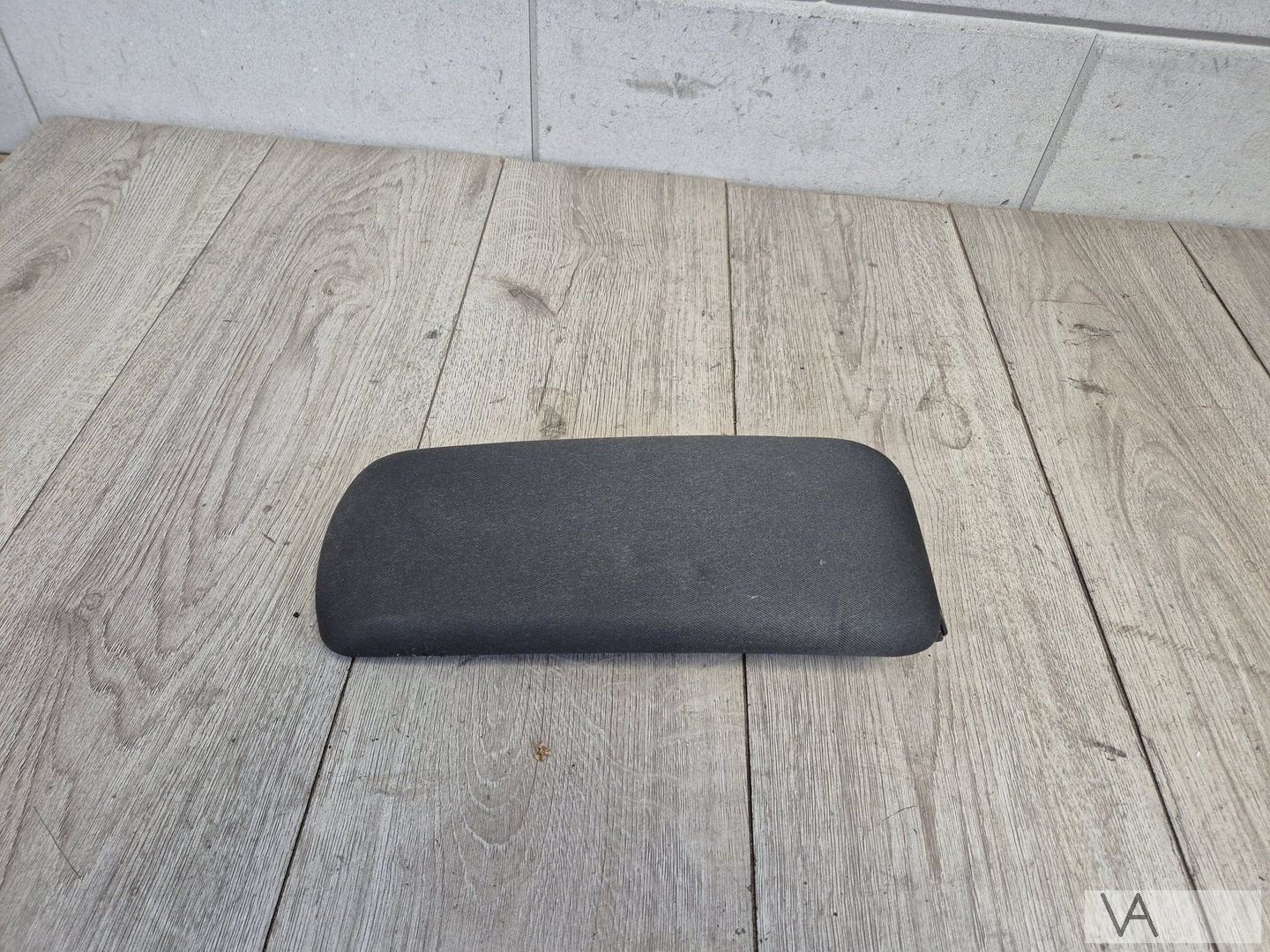 Armsteun grijs stof van Audi A1 2011 tot 2018 ORIGINEEL €30, Auto-onderdelen, Gebruikt, -, -, -