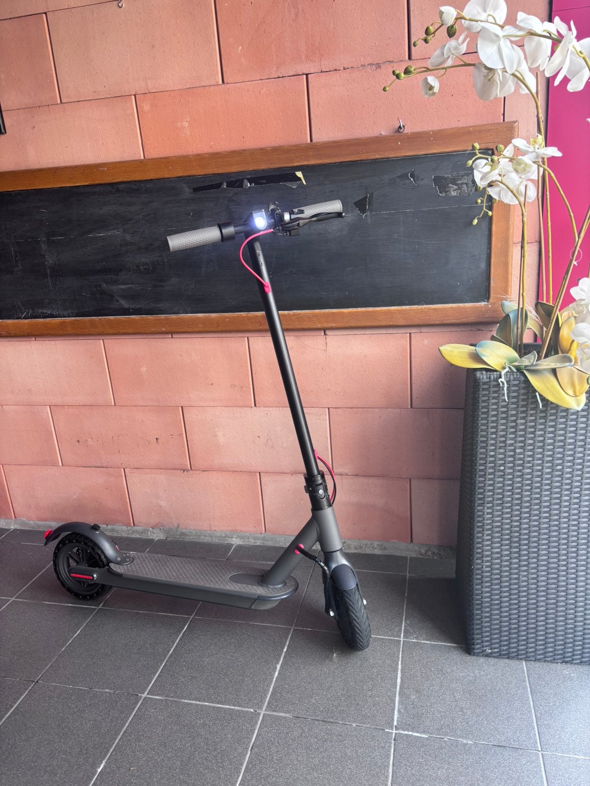Trottinette électrique, Enlèvement, Neuf