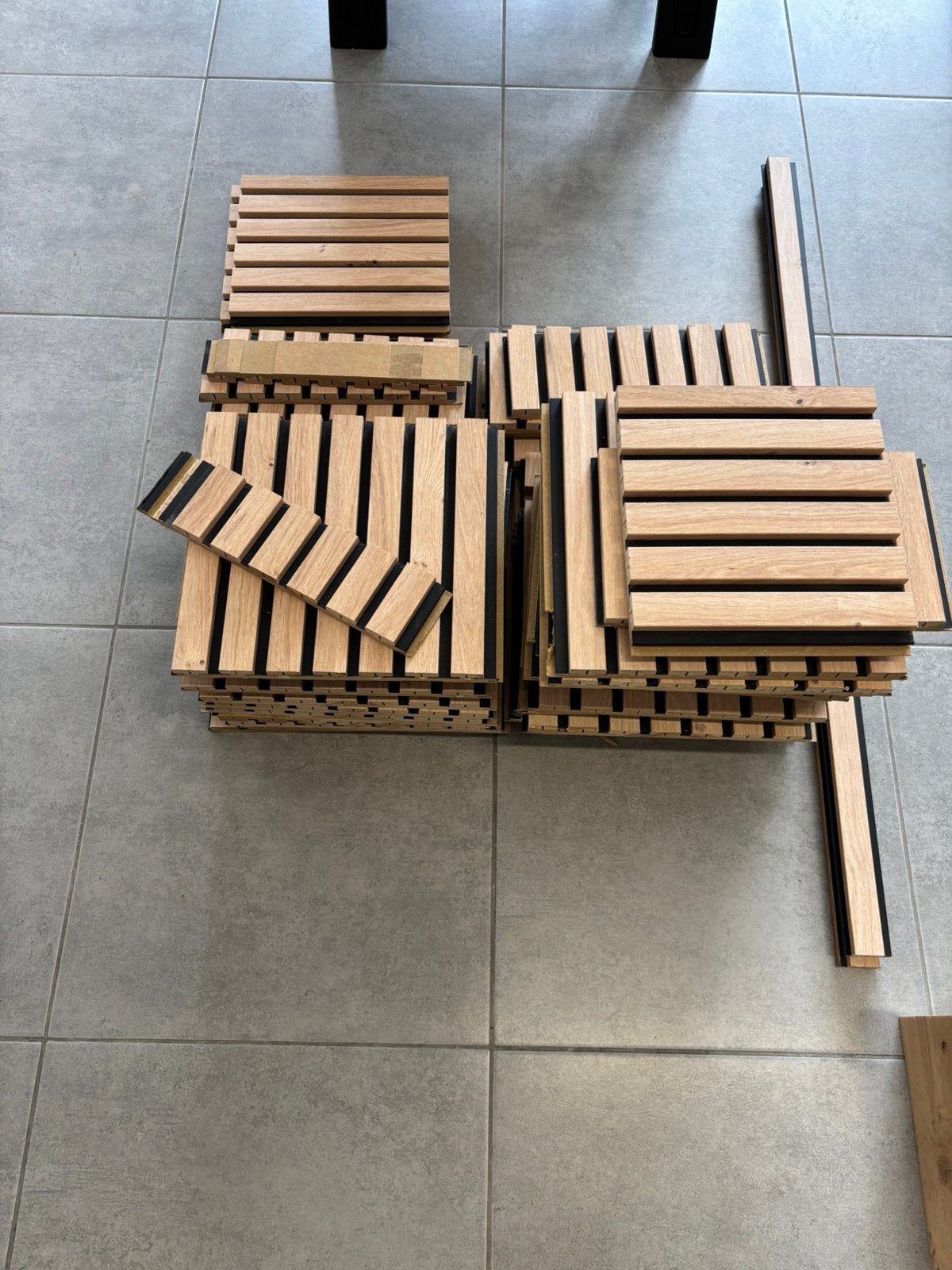 Lambris Maestro Pepper Oak+black chutes, Bricolage & Construction, Plinthes & Finitions, Enlèvement, Utilisé