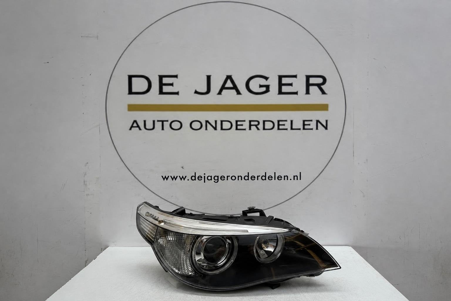 BMW 5 E60/E61 Xenon koplamp rechts 12345622, Petuelring 130
80788  Munich, DE, Gebruikt, Info@bmw.de, BMW