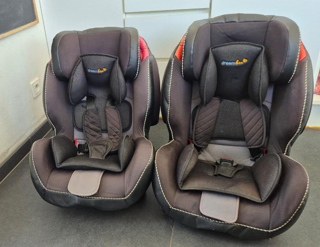 2 Autostoelen Dreambee groep 1/2/3, Verstelbare rugleuning, Ophalen, Overige merken, Gebruikt