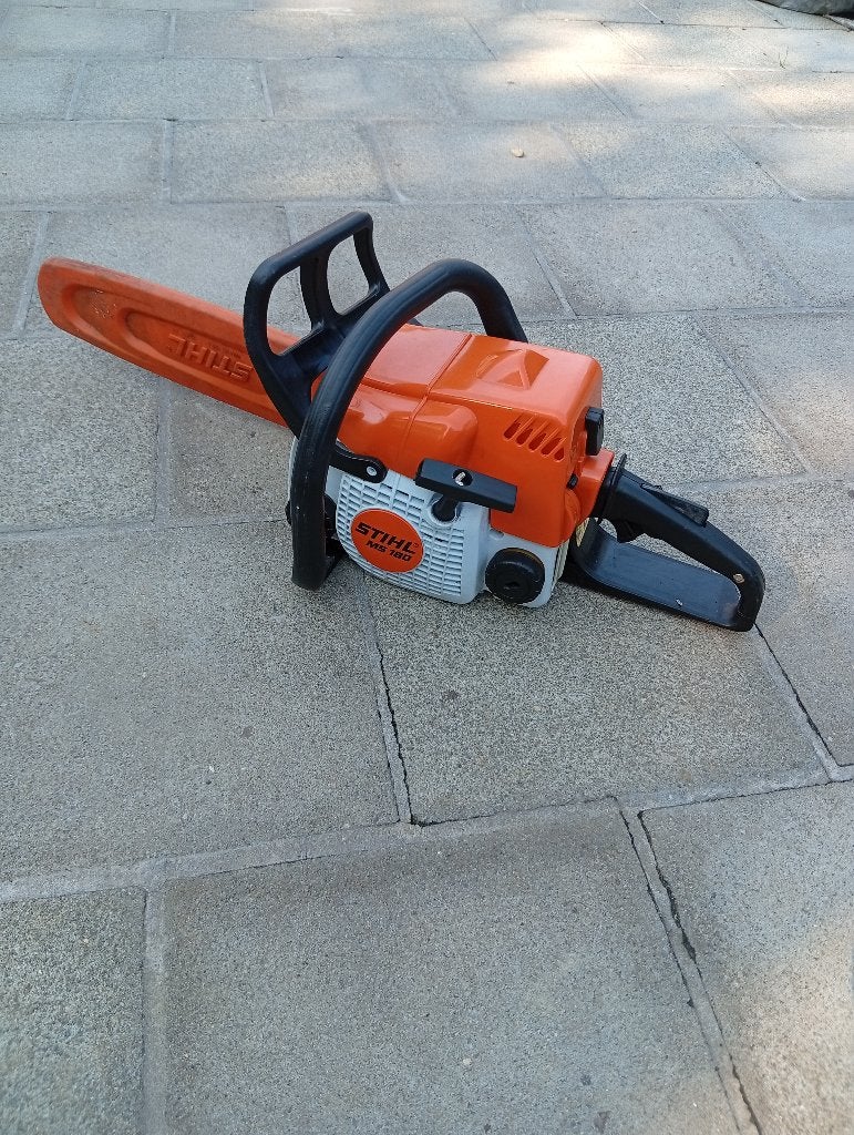 Tronçonneuse Stihl, Jardin & Terrasse, Enlèvement, Utilisé, Autres types, STIHL