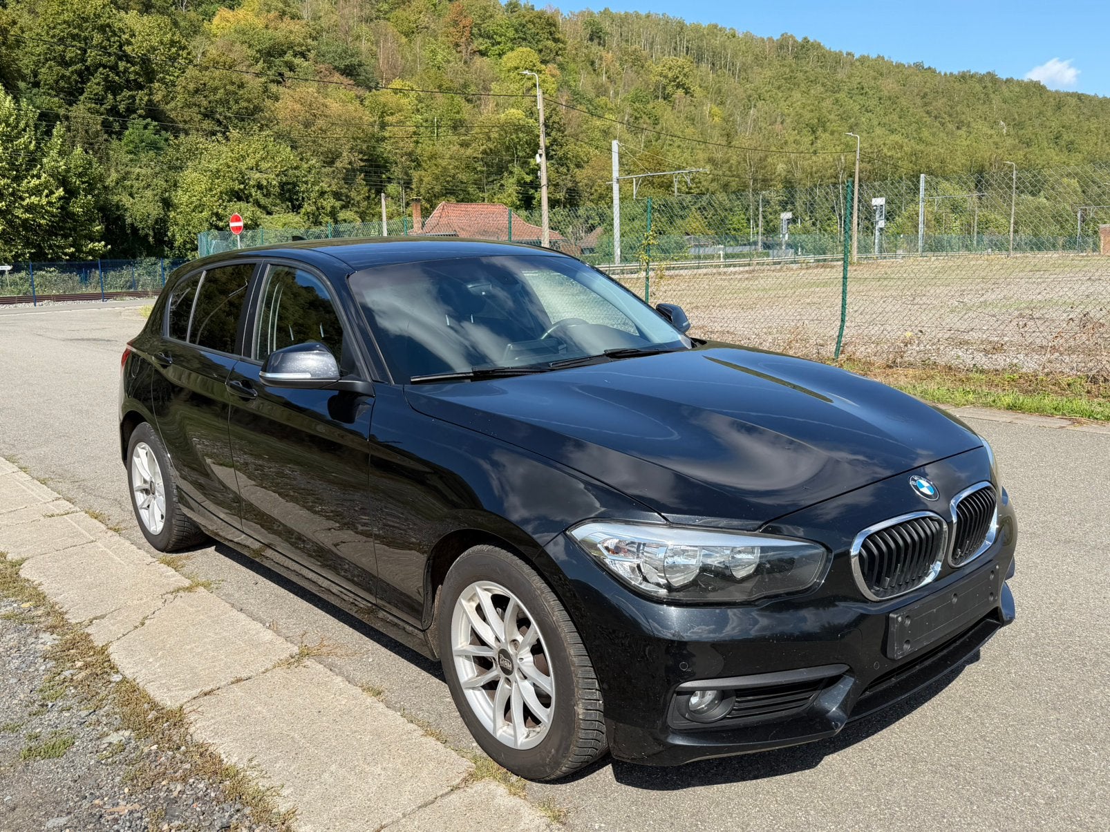 BMW 116D 12/2017 174.000km, Auto's, Voorwielaandrijving, Zwart, Bedrijf, 5 deurs
