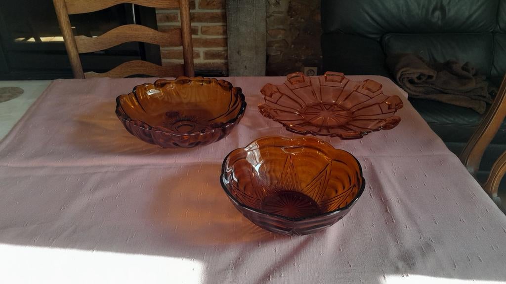 Plats en verre bruns ,transparent, Ophalen