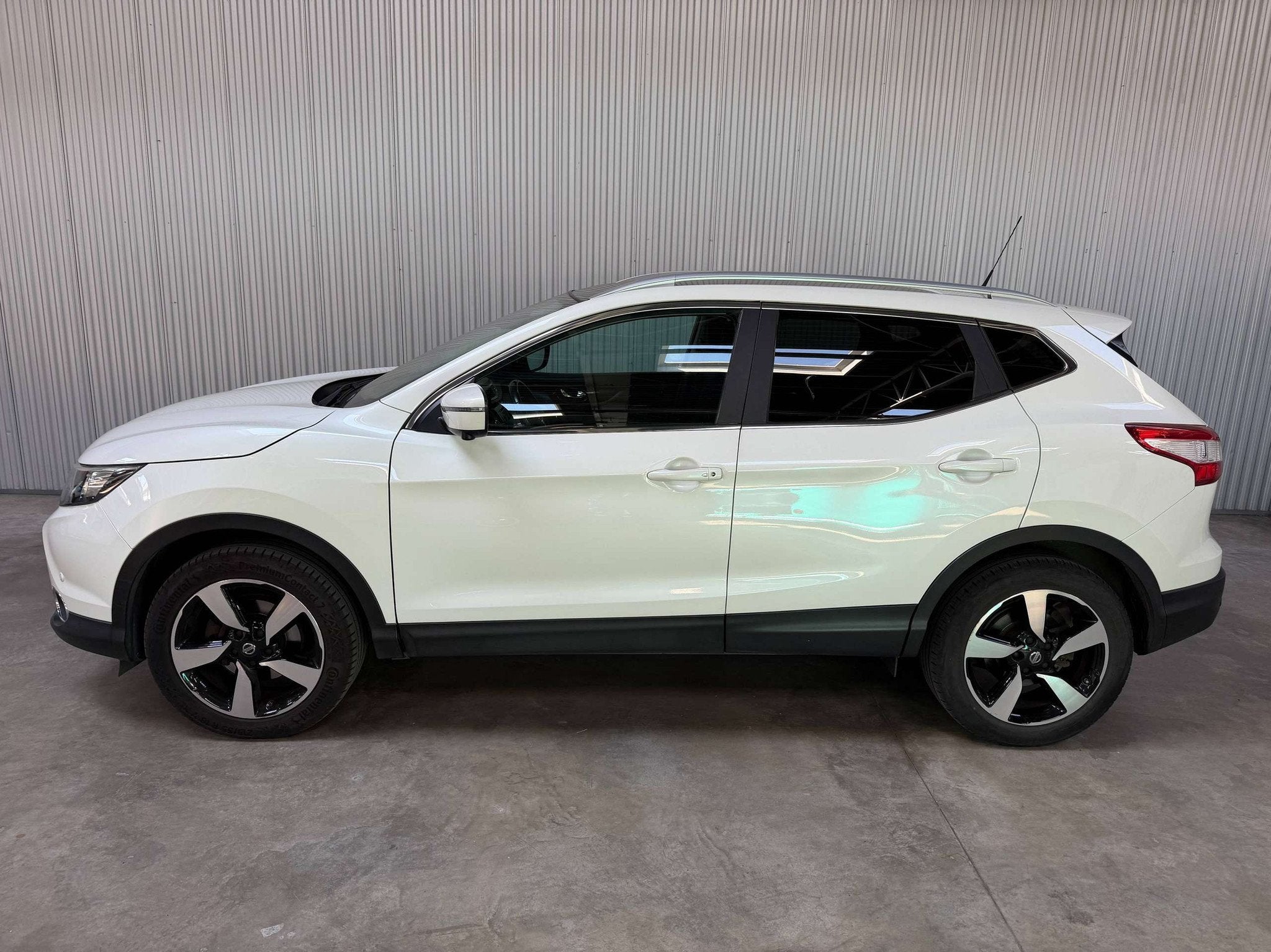 Nissan QASHQAI Qashqai 1.2 DIG-T Navi Pano Camera (bj 2014), Auto's, Voorwielaandrijving, Stof, Gebruikt, 4 cilinders