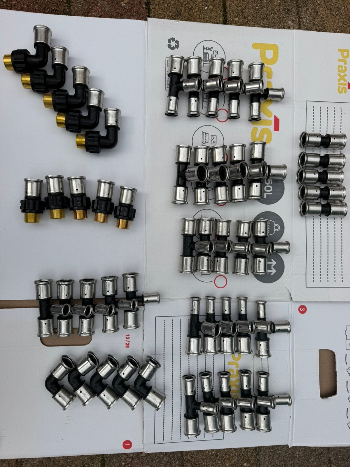 Henco koppelingen, Envoi, Neuf