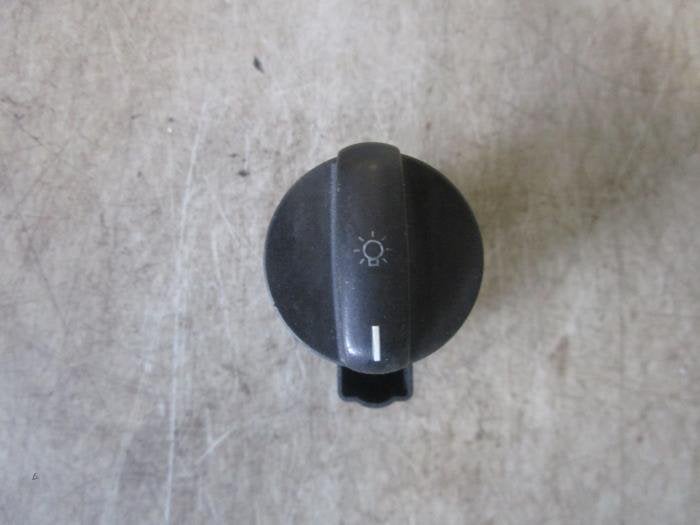 Commutateur lumière d'un BMW 5-Serie (5-Serie 95-), -, 3 mois de garantie, Utilisé, -