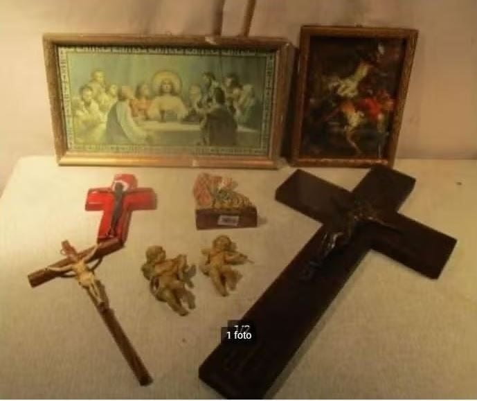 8 Oude Religieuze Voorwerpen, Antiek en Kunst, Ophalen of Verzenden