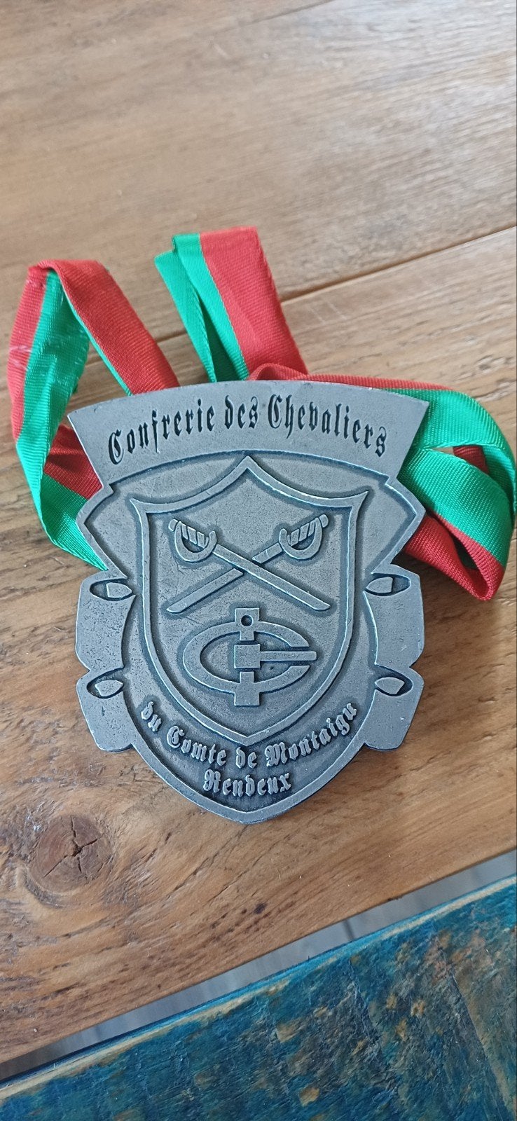 Médaille Confrérie des Chevaliers du Comté de Montaigu -, Enlèvement ou Envoi