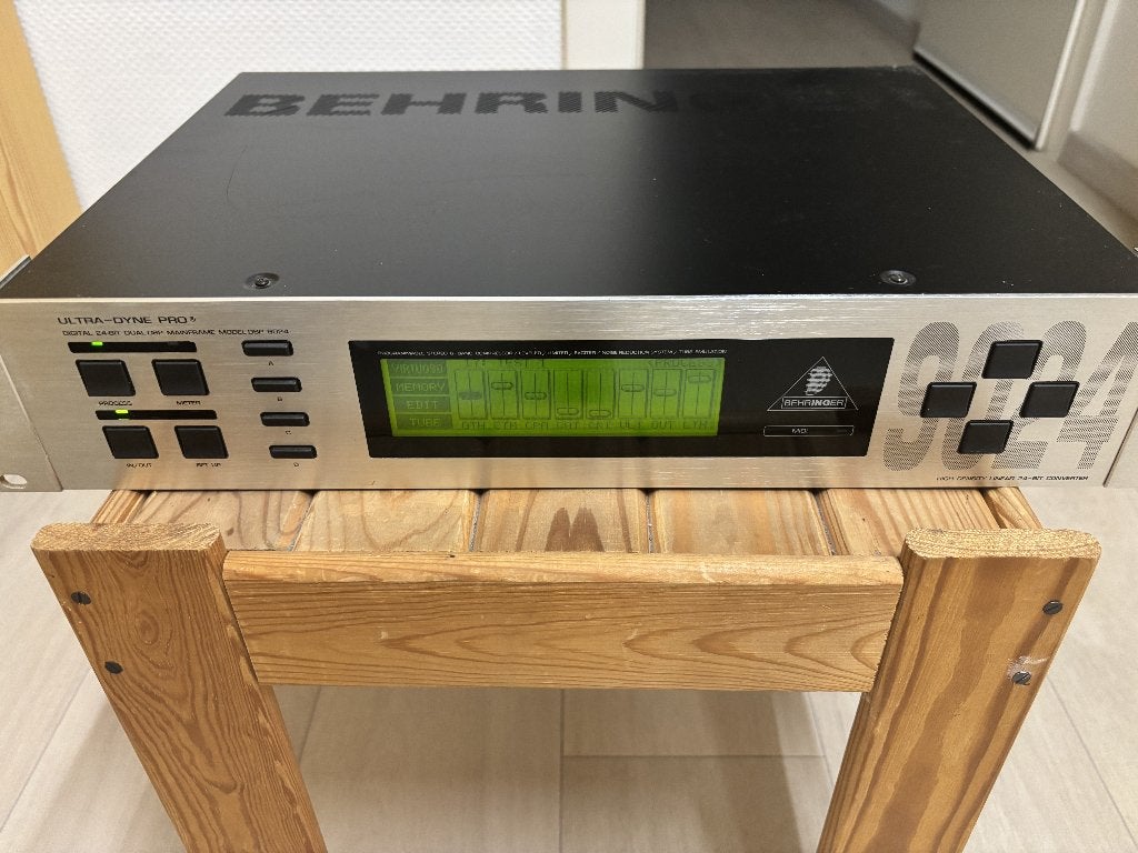 Behringer Ultra-Dyne Pro DSP9024 – multiband compressor, Audio, Tv en Foto, Professionele apparaten, Ophalen of Verzenden, Gebruikt