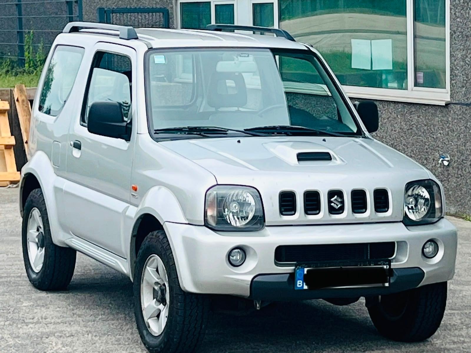 SUZUKI JIMNY 1.5 DDİS 4X4 148.000KM AİRCO 1’ERMAİN, Auto's, Suzuki, Particulier, 4x4, Onderhoudsboekje, Te koop