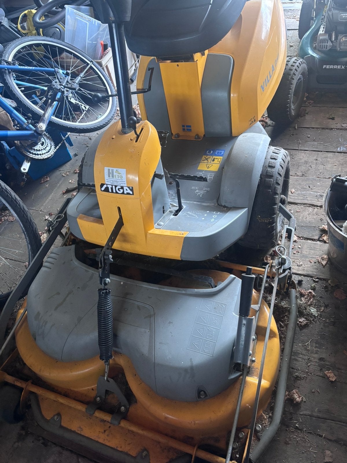 STIGA VILLA 12 HST Briggs & Stratton, Ophalen, Zo goed als nieuw