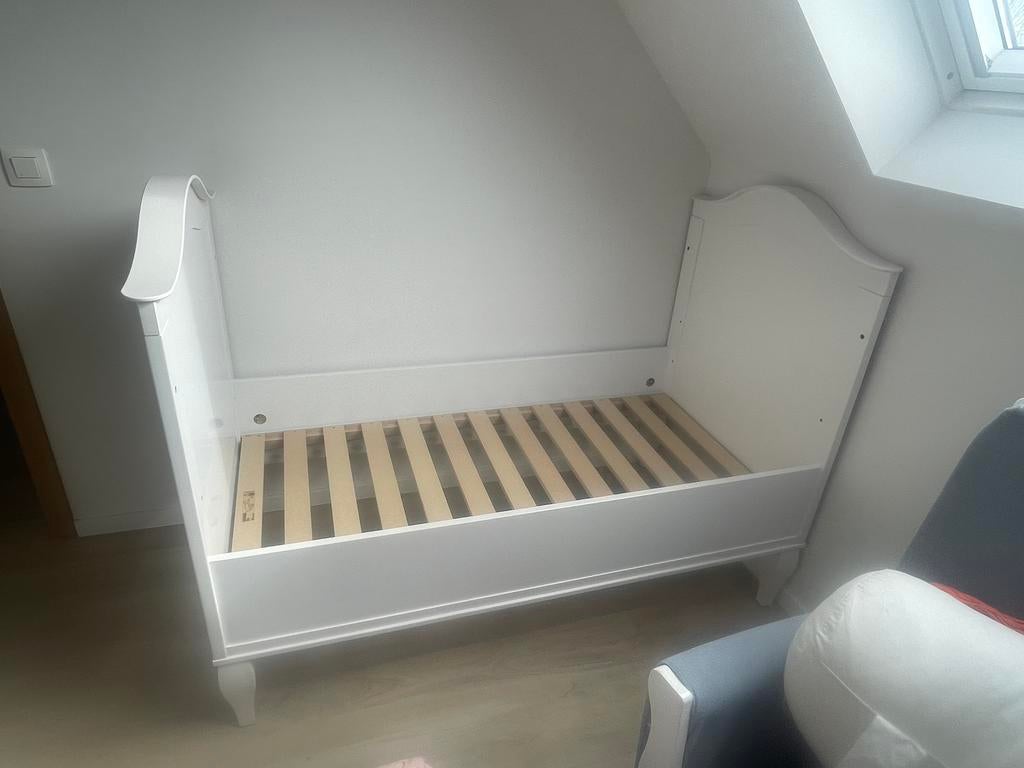 Baby bed dat meegroeie tot peuterbed, Ophalen, Gebruikt, Ledikant