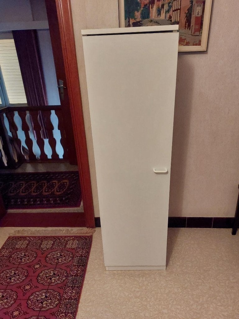 2 witte kasten in plaatmateriaal gratis op te halen., Enlèvement, Utilisé