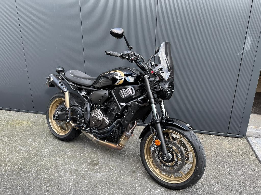 Yamaha - XSR 700, 2 cilinders, Occasion, Bedrijf, Minimaal motorrijbewijs A2