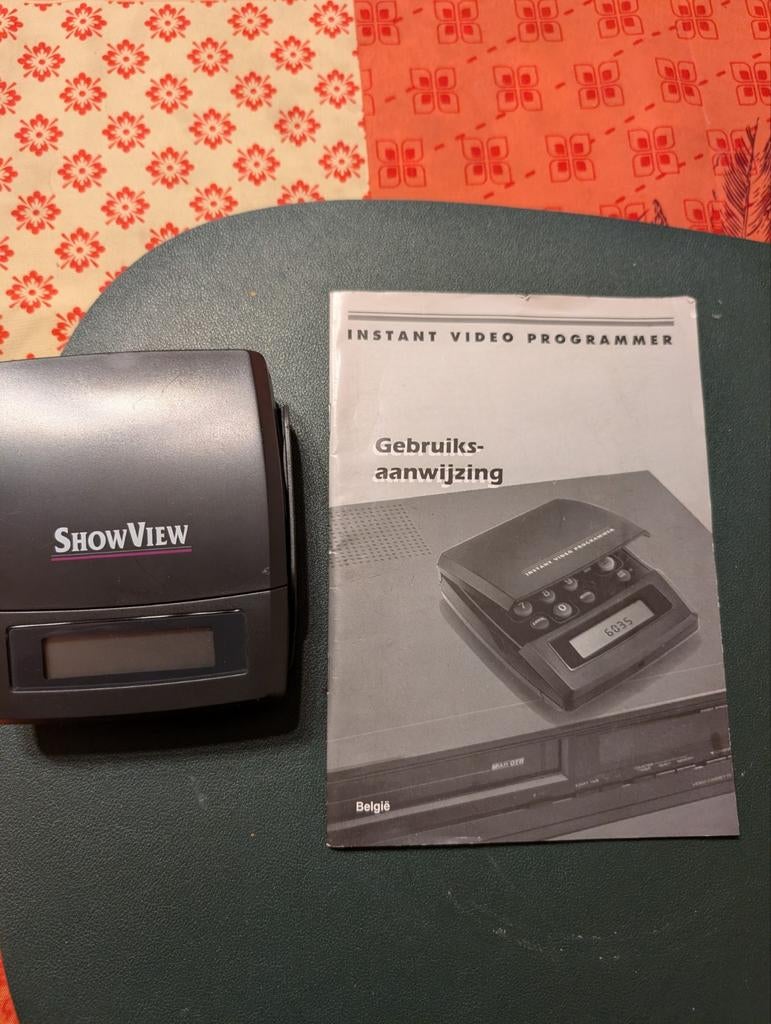 JVC SHOWVIEW VINTAGE ANNÉES 80 90, TV, Hi-fi & Vidéo, Walkman, Discman & Lecteurs de MiniDisc, Enlèvement ou Envoi