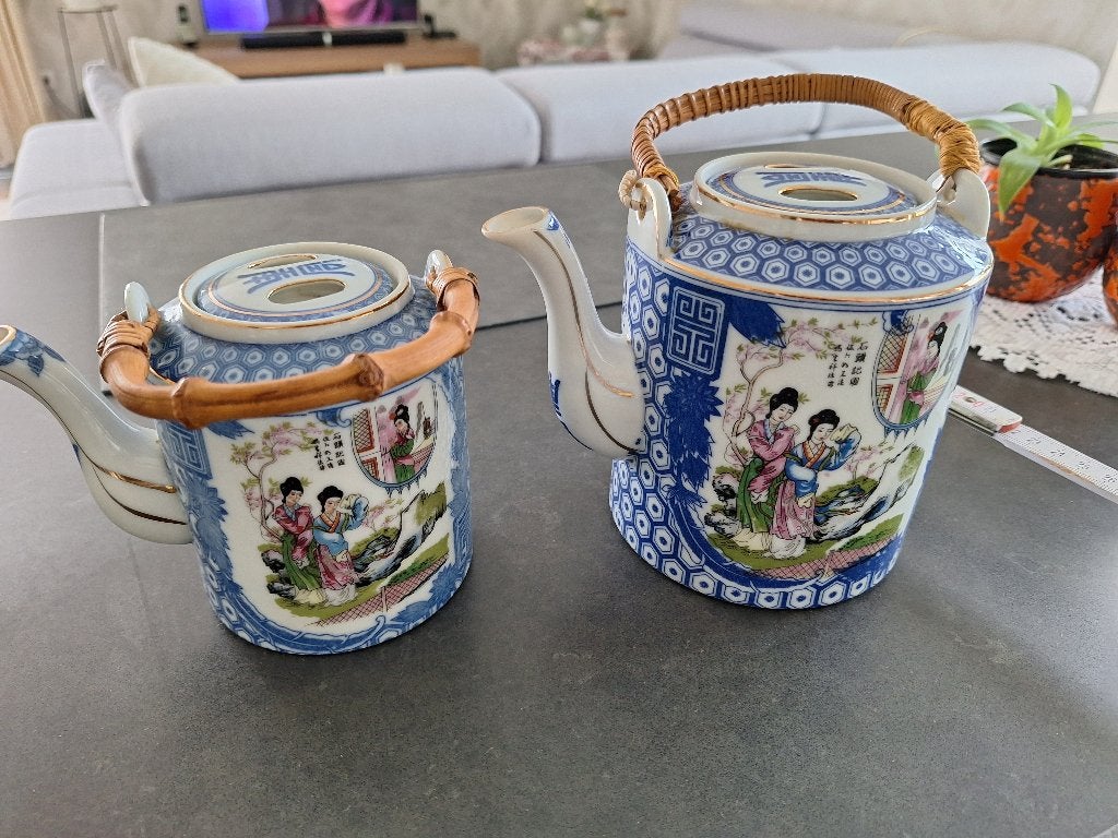 2 Vintage Chinese porseleinen theepotten, Ophalen