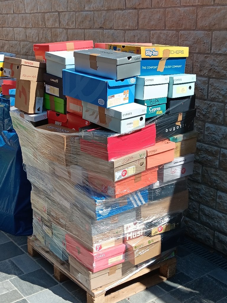 lot de chaussure, Vêtements | Femmes, Chaussures, Pantoufles, Enlèvement