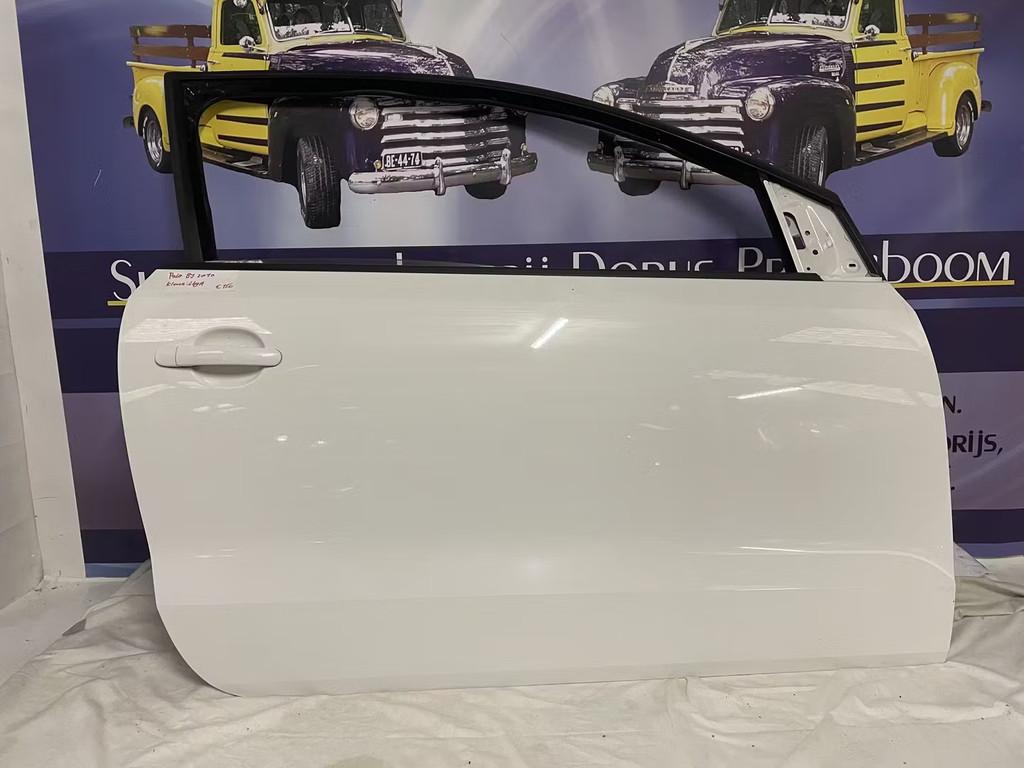 Code couleur de la porte droite VW Polo 6R : LB9A, Autos : Pièces & Accessoires, Carrosserie & Tôlerie, Porte, Volkswagen, Utilisé