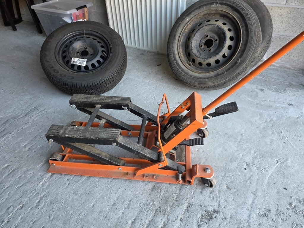 Cric hydraulique Moto Pont Elevateur 450 kg, Enlèvement