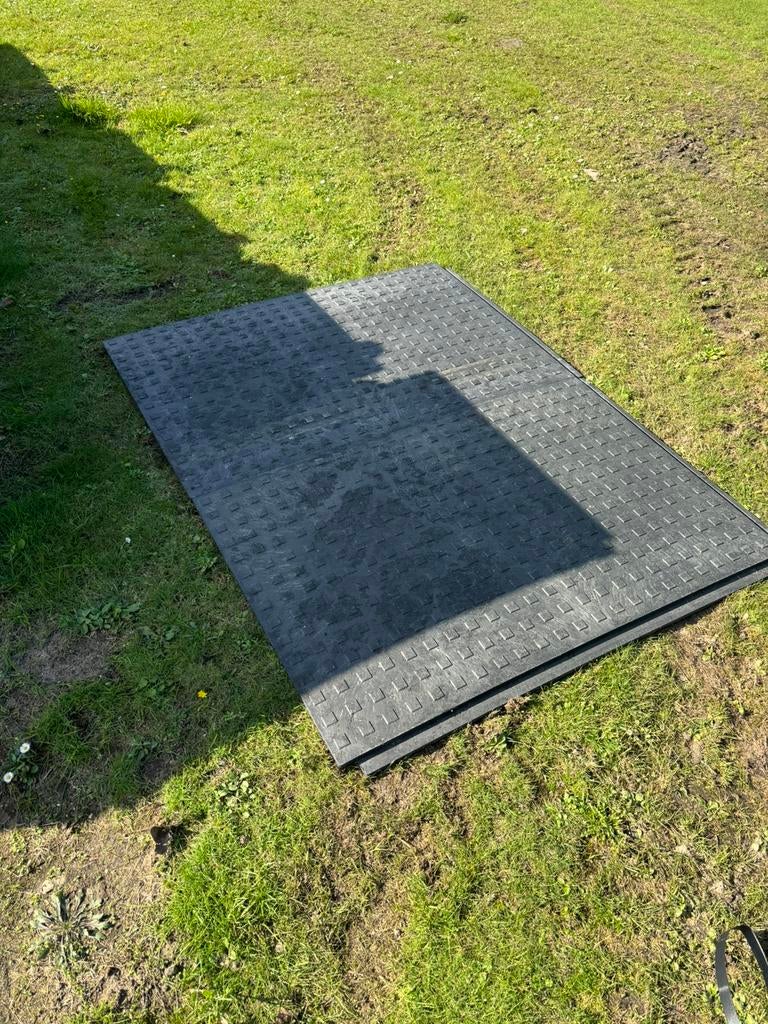 Kunststof rijplaten 120 cm x 80 cm, Ophalen, Zo goed als nieuw
