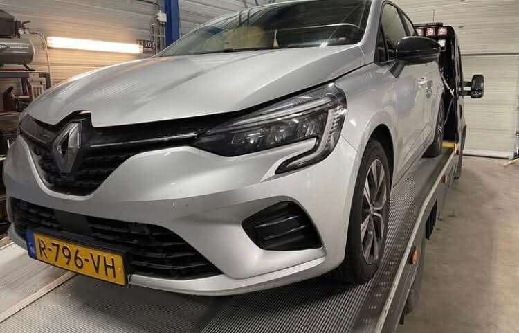 2022 Renault Clio met schade, Auto's, Renault, Stof, Handgeschakeld, 5 deurs, Particulier
