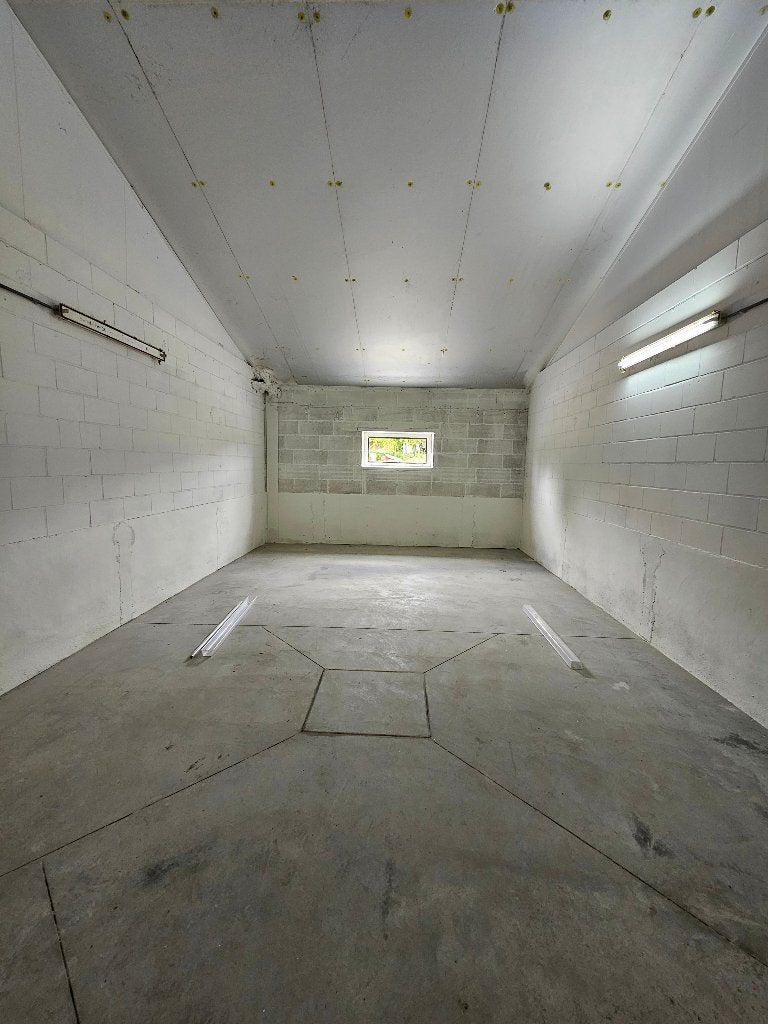 Opslag te huur 34m² en 60 m²