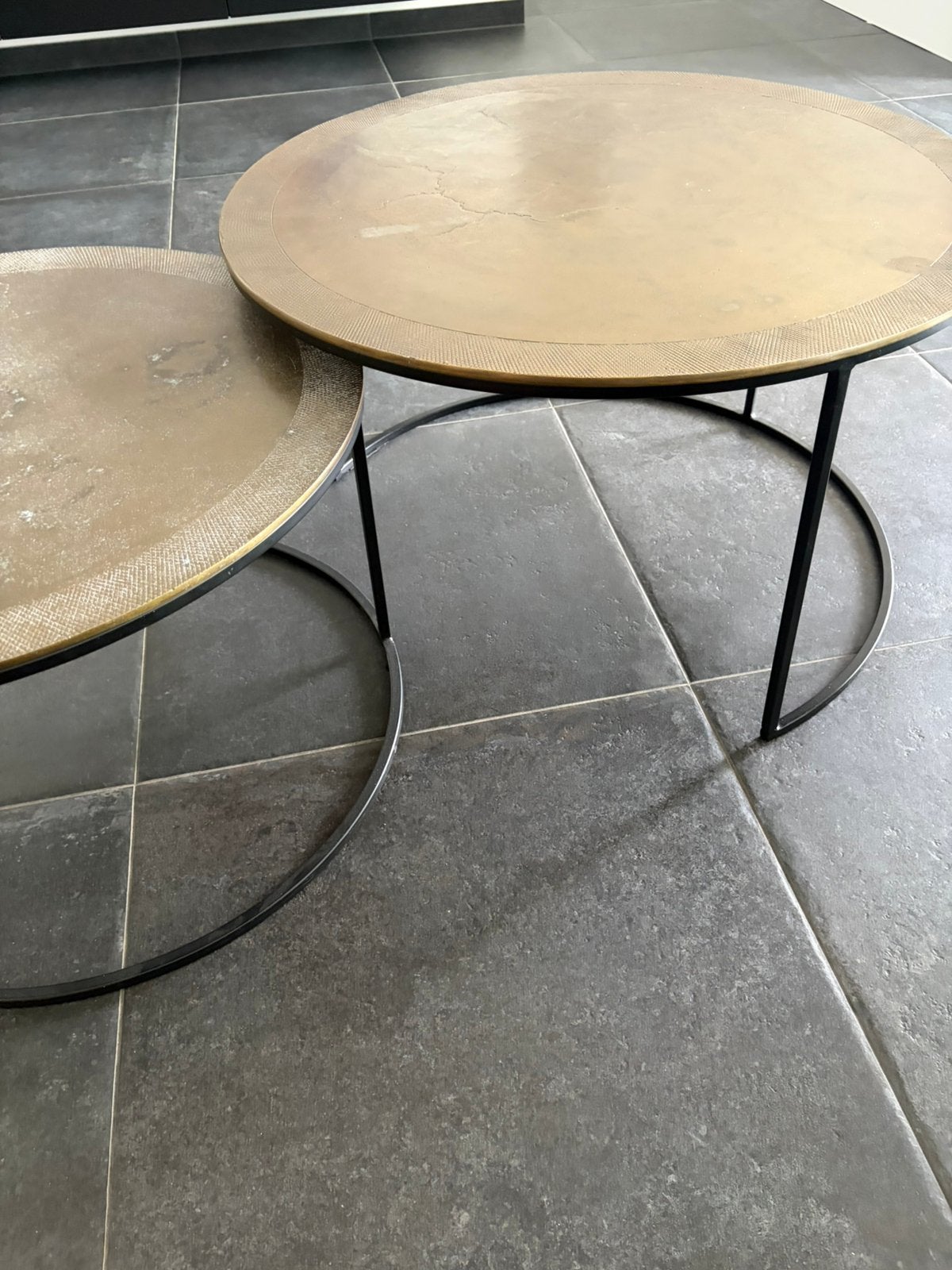 Twee ronde salontafels (set), Huis en Inrichting, Ophalen, Zo goed als nieuw, Metaal