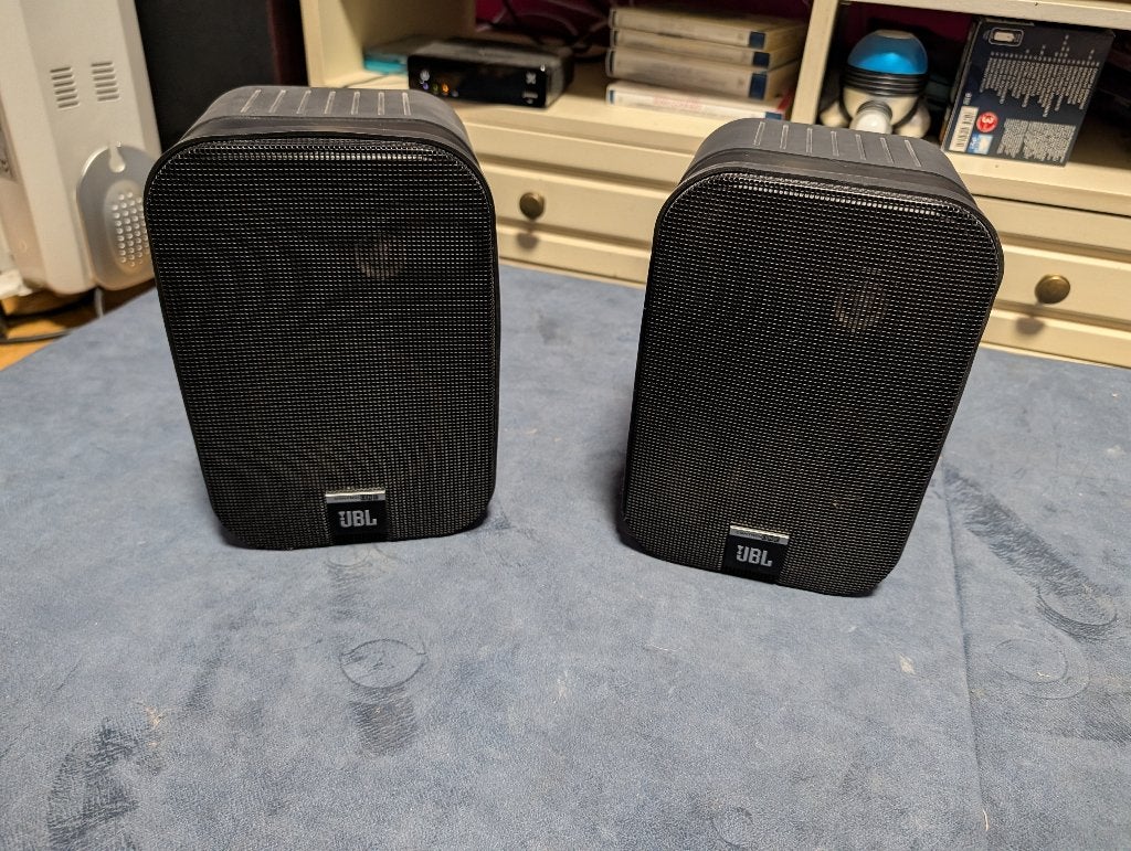 Paire d'enceintes compactes JBL Control One, Enceinte d'étagère, Compatible son surround/home cinéma, JBL, 60 à 120 watts