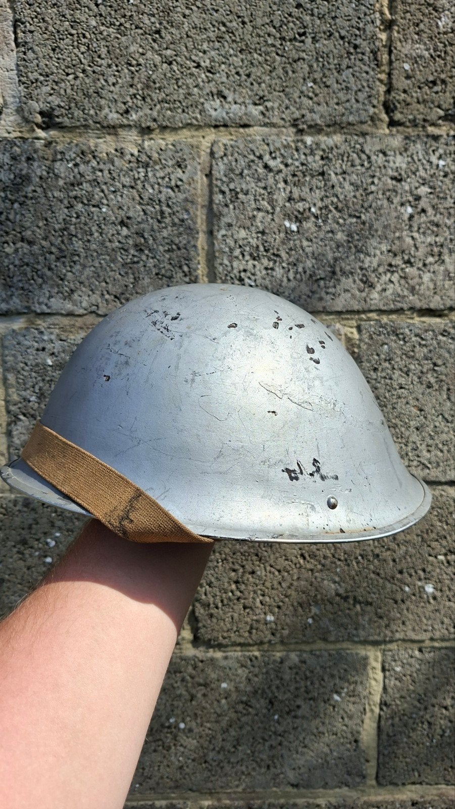 Casque militaire anglais "tortue" Mark IV, Enlèvement, Armée de terre, Casque ou Béret