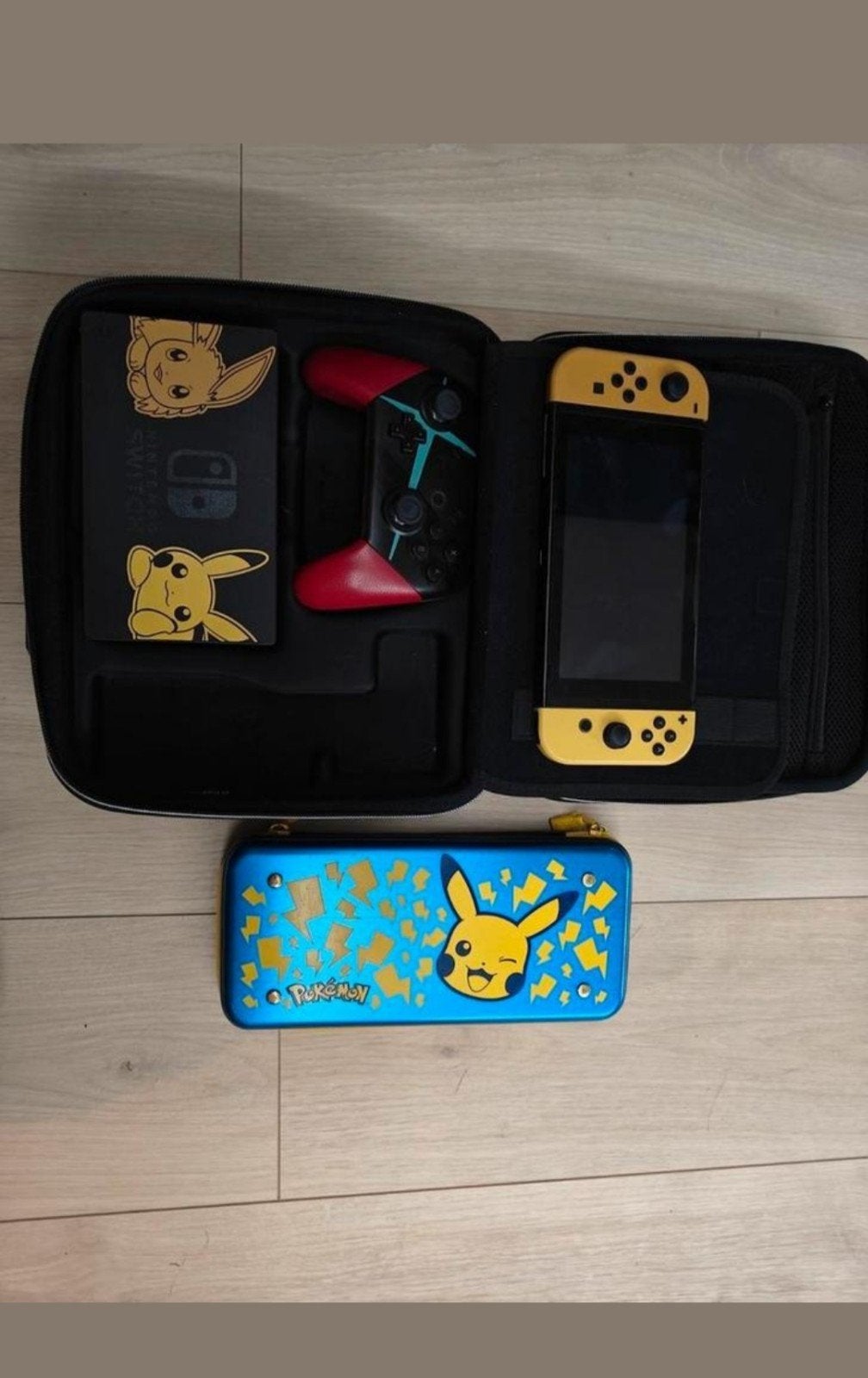 Nintendo switch set Pokemon edition, Games en Spelcomputers, Ophalen of Verzenden
