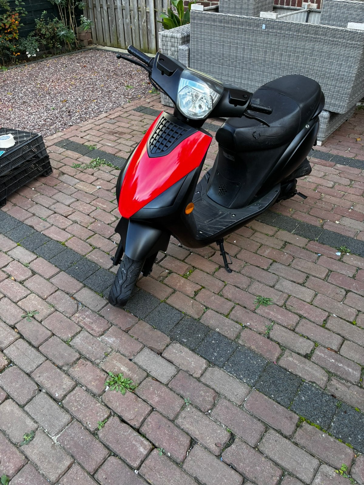 Scooter (2017) zeer goede staat + spiegels MAASTRICHT, Ophalen, 0 versnellingen, 50 cc, Klasse B (45 km/u)