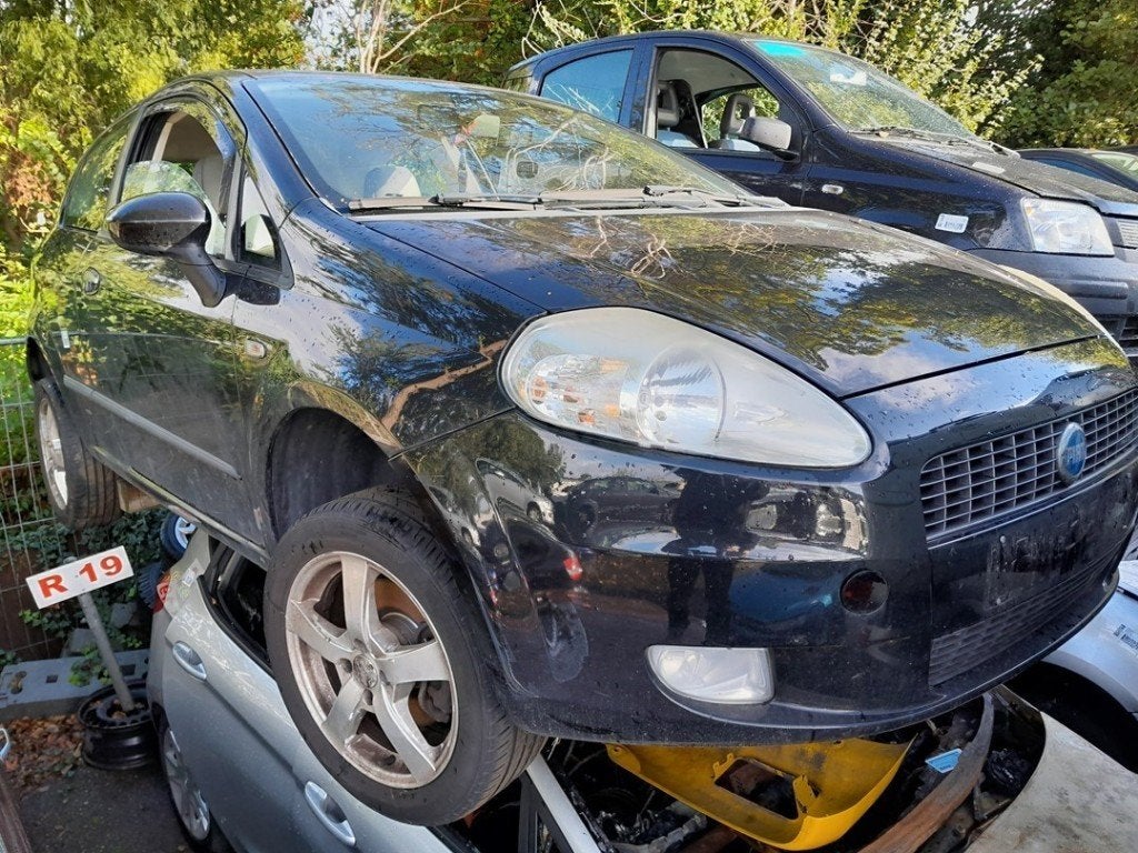 DÉMARREUR Fiat Grande Punto (199) (|0986017790|), Robert Bosch AG, Utilisé, Fiat, Robert-Bosch-Allee 1
74232  Abstatt, DE