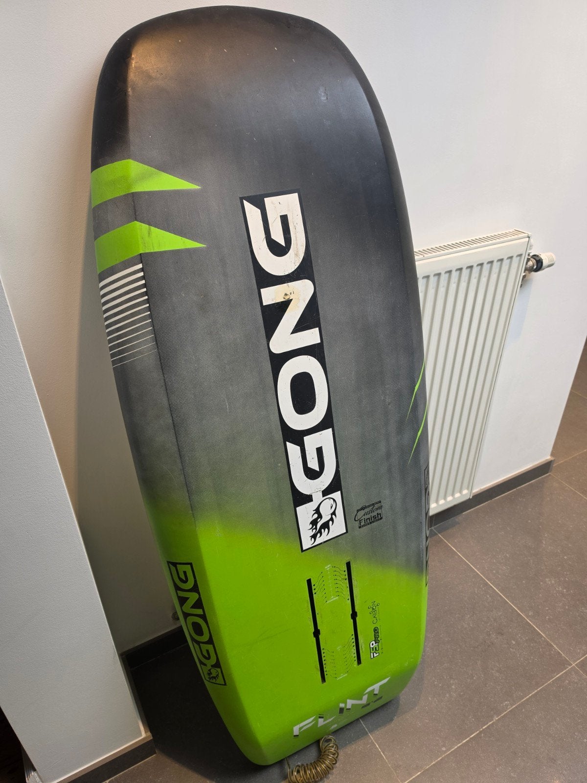 Gong wing board 80L, Enlèvement, Utilisé, Planche à voile