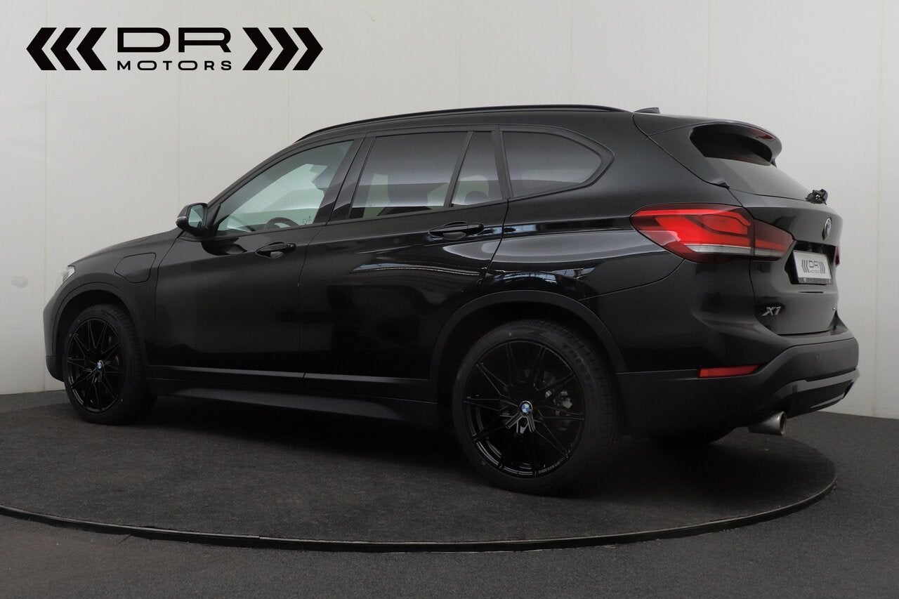 BMW X1 25 E PHEV - HEAD UP - LEDER, 0 min, 0 kg, Zwart, Bedrijf