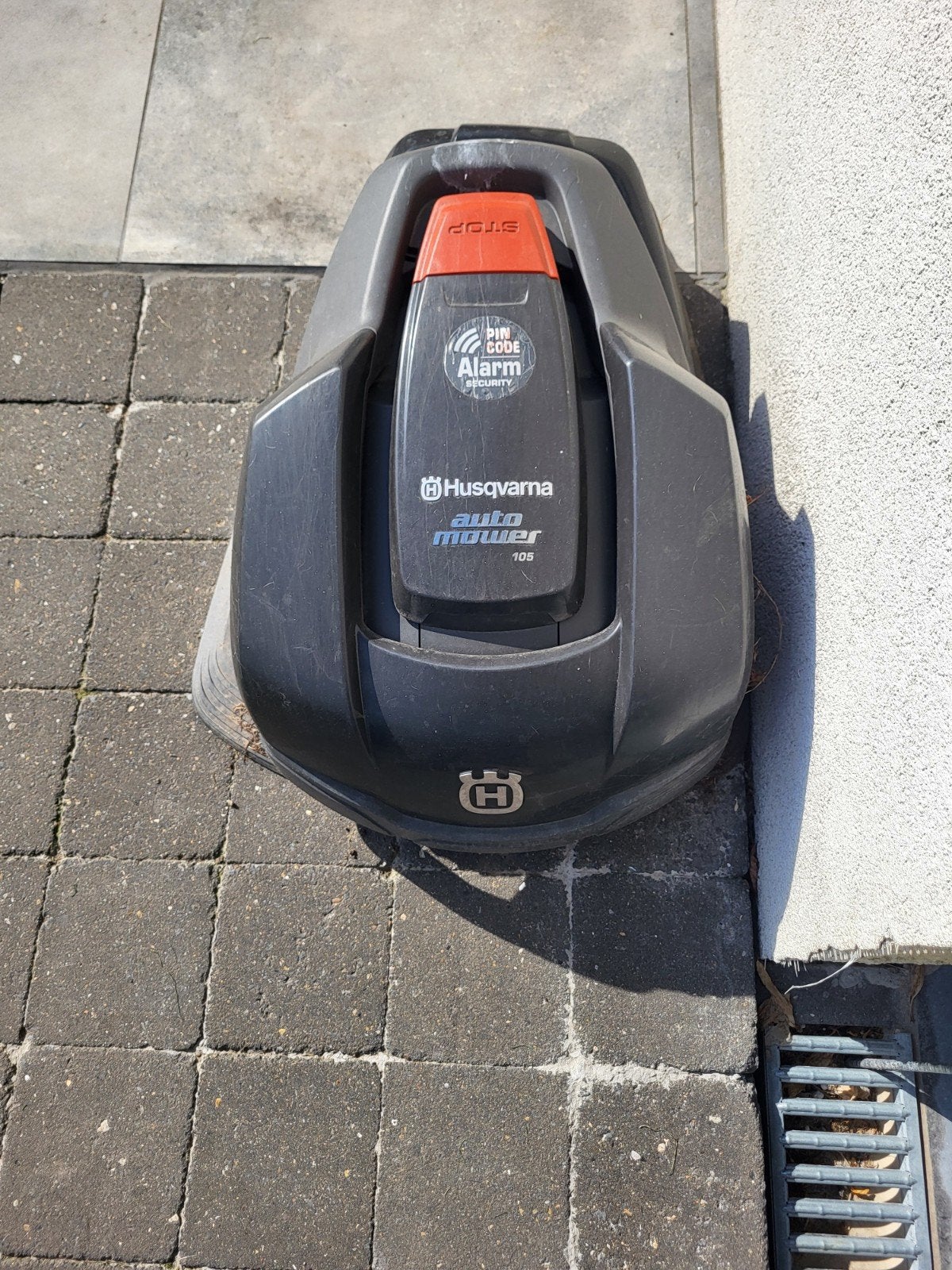 husqvarna 105, Enlèvement, Comme neuf, Plus de 25 cm, Husqvarna