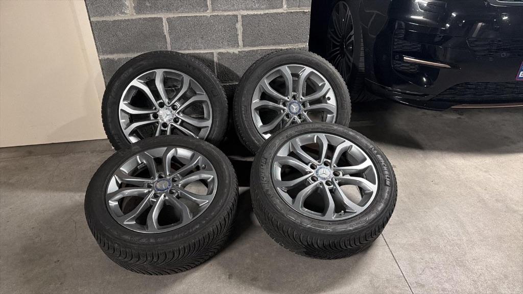4 Jantes Mercedes 17” + pneus Michelin 225/50 R17, Neuf, Pneus hiver, Véhicule de tourisme, Enlèvement