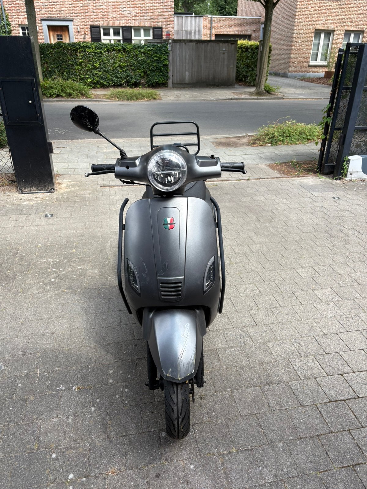 GTS Toscana Dynamic B-klasse 2021 | 11.240 km + gratis helm, Ophalen, Zo goed als nieuw
