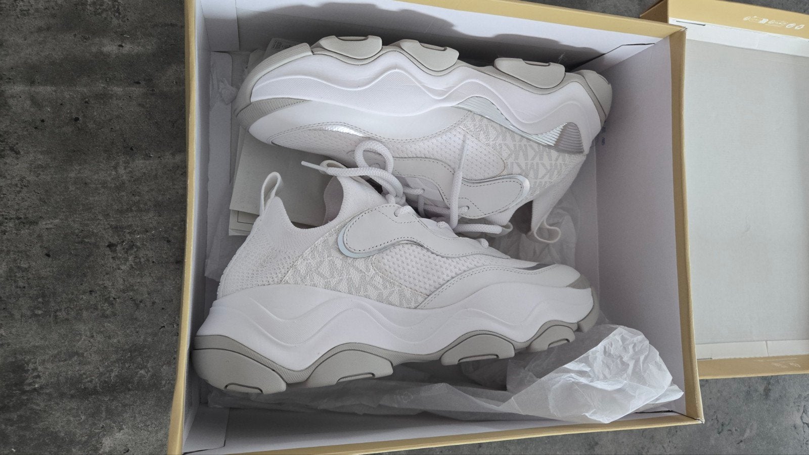 basket  femme    MICHAEL-KORS, Enlèvement, Neuf