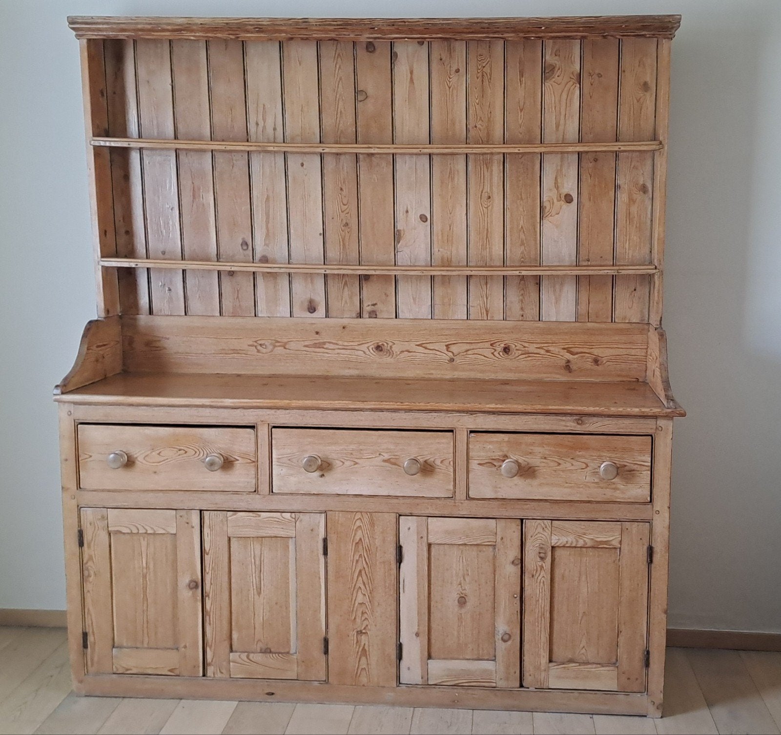 Joli meuble ancien, Enlèvement